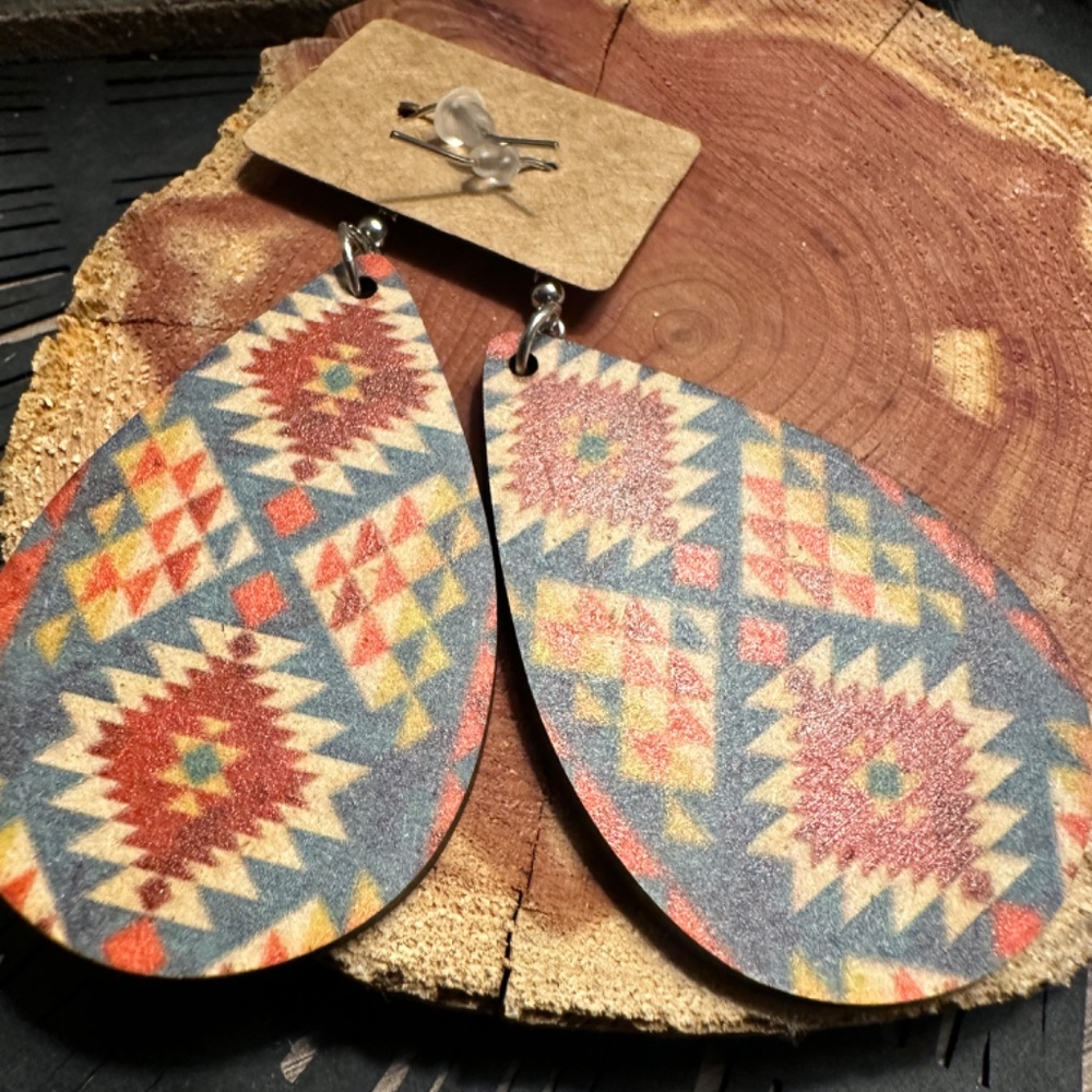 Earrings - Picture 2 of 2